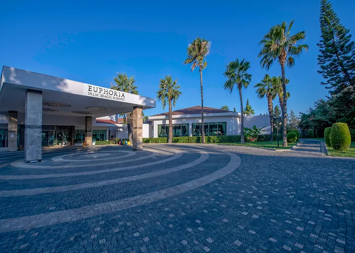 Курортный комплекс Euphoria Palm 5*